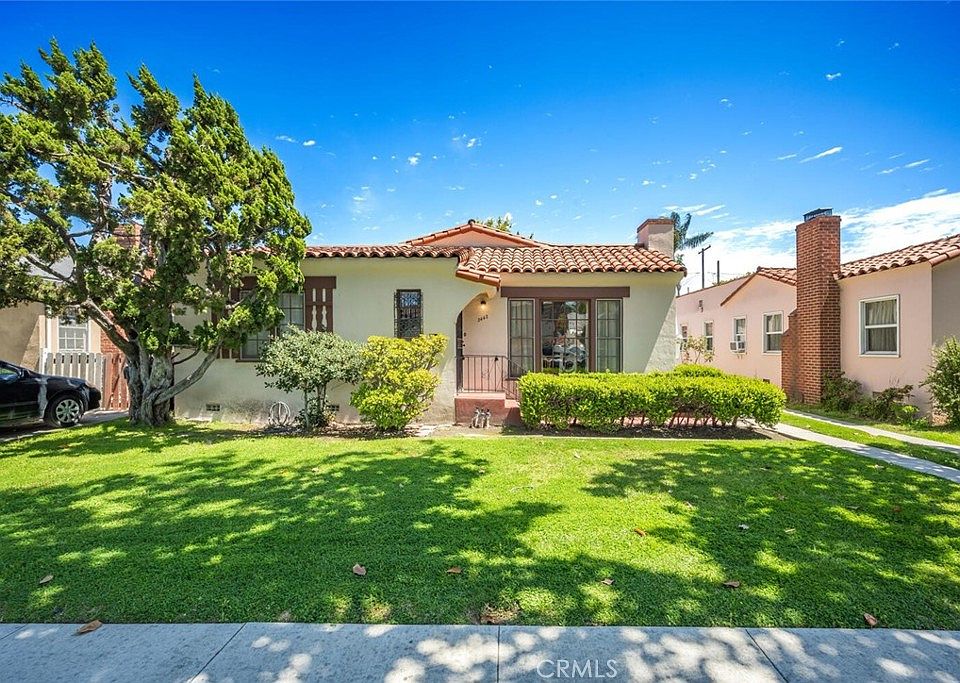 1st image of 2442 Magnolia Ave