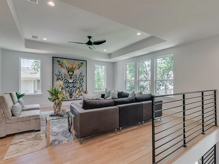 6135 Velasco Ave — Photo 38