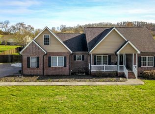 1710 Tahoe Trl, Sevierville, TN 37876