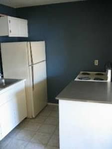 3rd image of 2617 Cole Ave