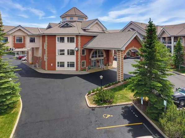 223 N Tuscany Springs Blvd NW #233, Calgary, AB T3L 2M2