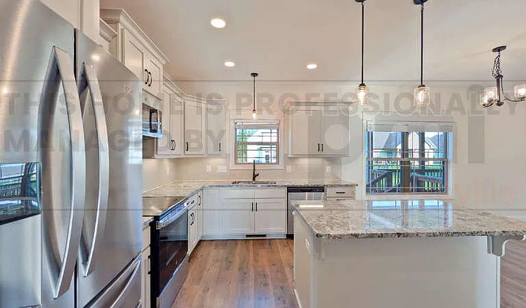 576 Dexter Dr — Photo 11