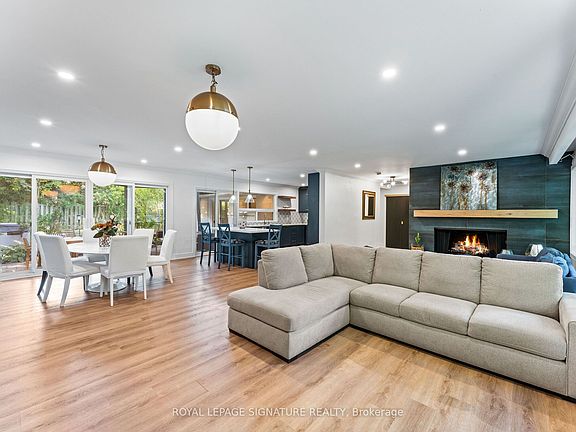 3rd image of 1620 Islington Ave