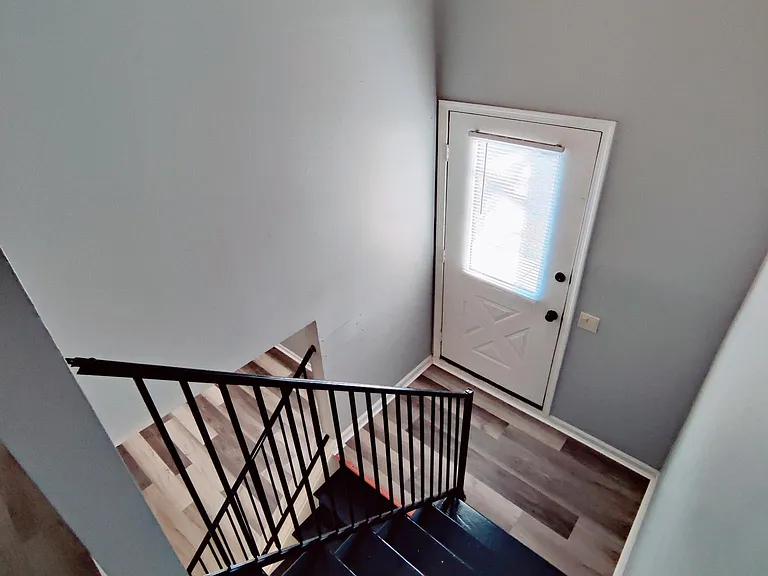 Split Level Foyer