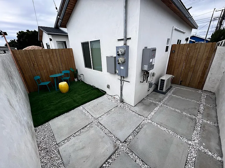 Lemon Ave — Photo 3