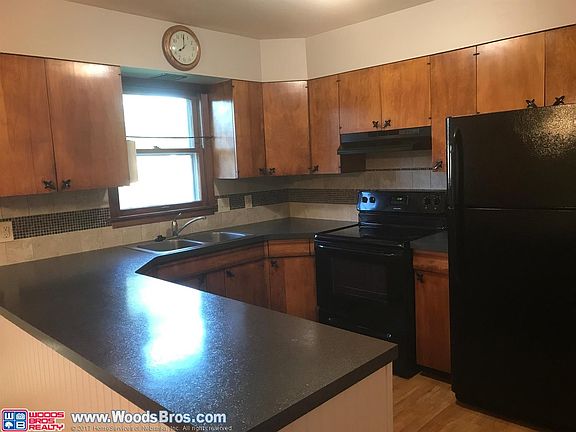 5th image of 718 N Mayhew Ave