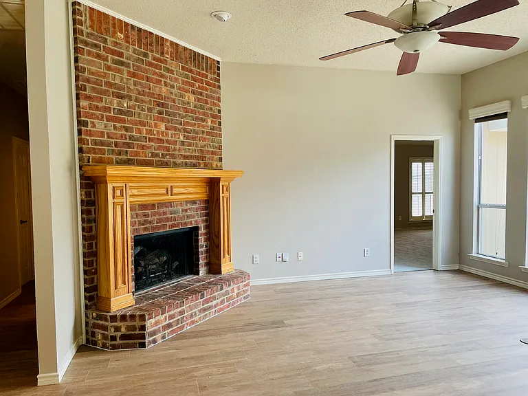 5621 Flowerwood Ln — Photo 16