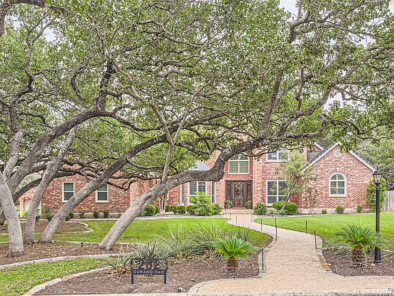 2nd image of 202 DURAND OAK