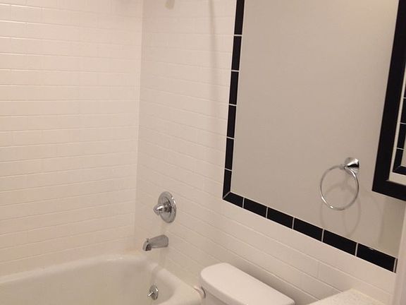 3rd image of 651 Scott St APT 6