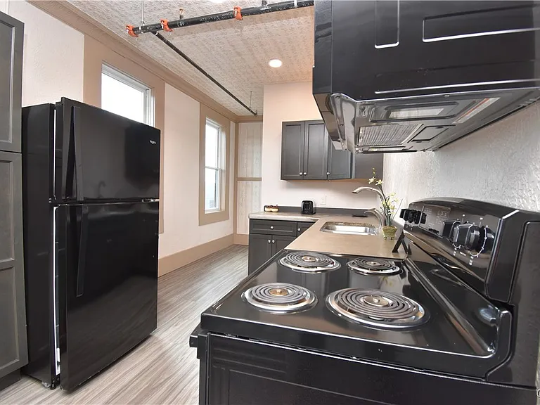 152 Court St #5 — Photo 14