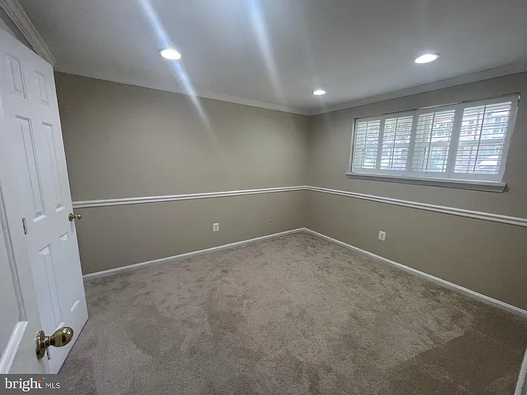 8845 Eagle Rock Ln — Photo 34