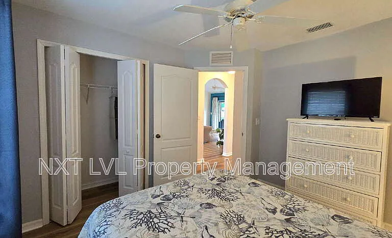 3105 Van Buren Pkwy — Photo 14