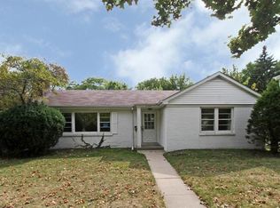 1769 Highland Ave, Wilmette, IL 60091