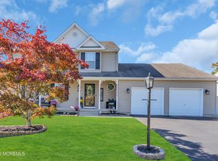 27 Falkinburg Drive, Little Egg Harbor, NJ 08087