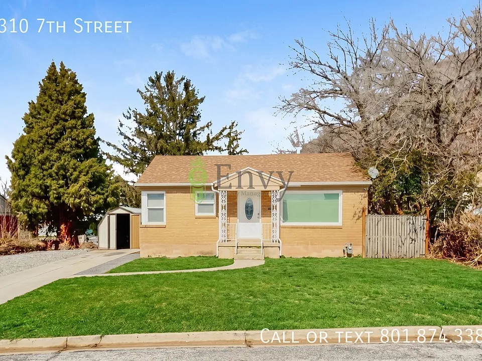 1310 7th St