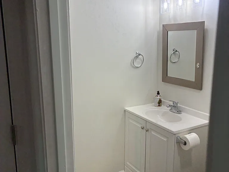 1196 Palmwood Ct #2 — Photo 22