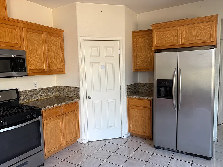 24 Balsam Ct — Photo 5