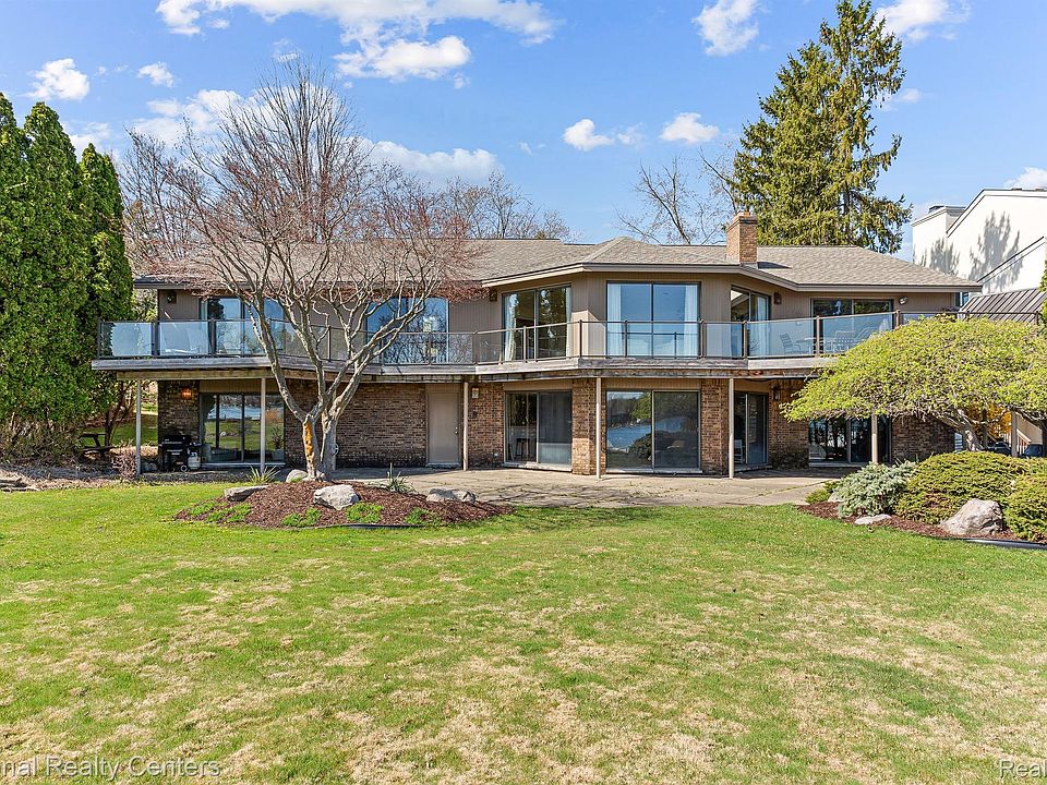 1st image of 4745 Wendrick Dr