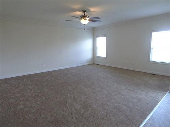 2nd image of 458 Hemhill Dr