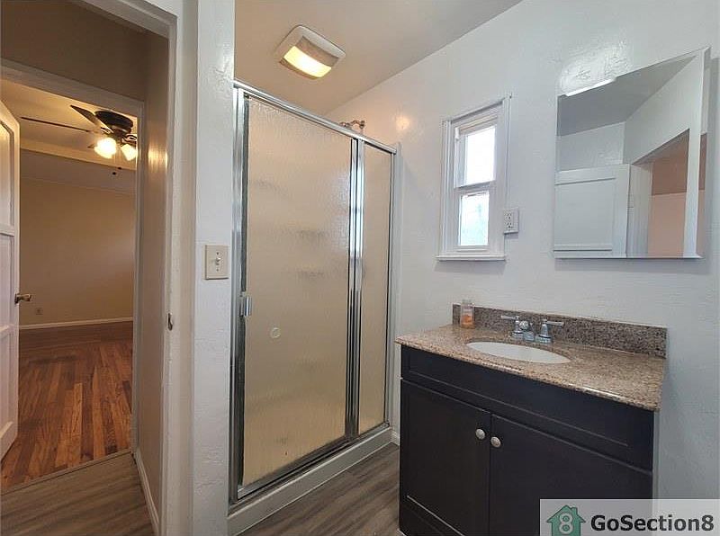 1st image of 2912 E 18th St #2920