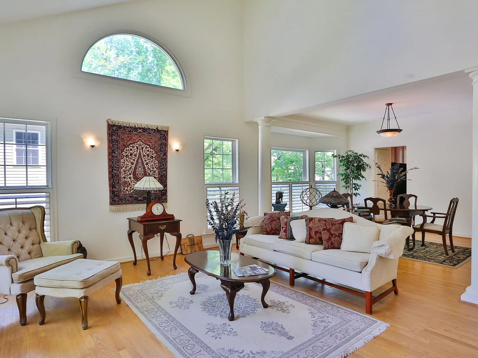 4 bed, 3.5 bath, 2692 sqft, $3,850 — Photo 3