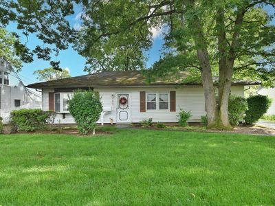 20 Boston Avenue, Massapequa, NY, 11758