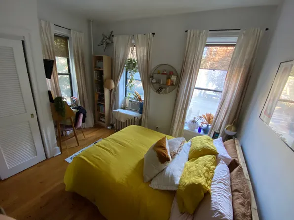 525 4th Street image 1 of 19
