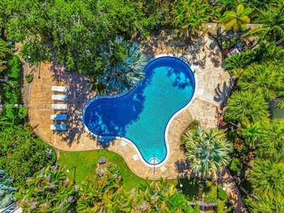 6904 N Kendall Dr APT F203, Pinecrest, FL, 33156