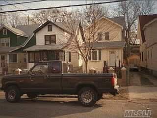 2nd image of 19108 Woodhull Ave