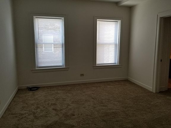 3rd image of 135 157th St