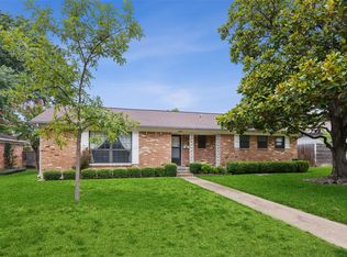 6225 N Jim Miller Rd, Dallas, TX 75228