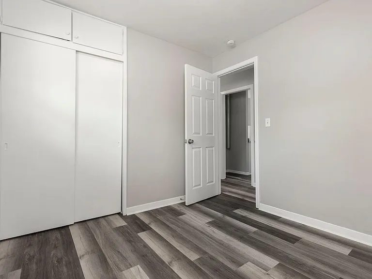 1209 S 45th St — Photo 12