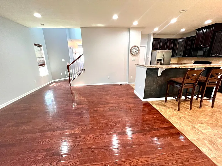 796 Village Club Dr — Photo 5