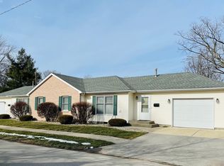 526 E 14th St, Rochester, IN 46975