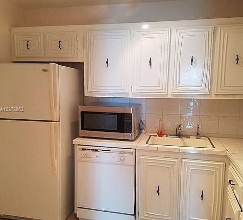 4th image of 2201 S Ocean Dr APT 2402