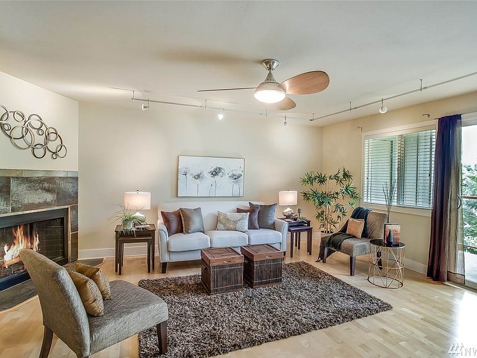 1st image of 11058 NE 33rd Pl APT D4