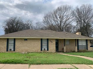 549 Sharp Dr, Desoto, TX 75115