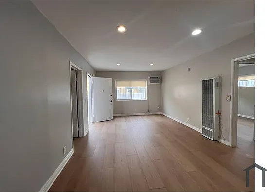 1132 S Oxford Ave #1 — Photo 15