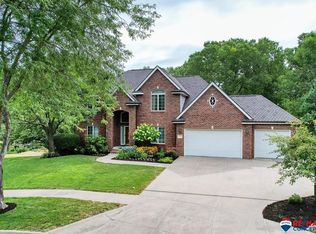 3820 Old Dominion Ct, Lincoln, NE 68516