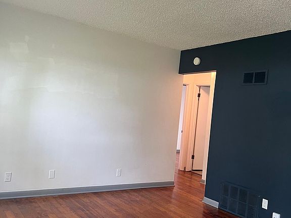 4th image of 1781 Orchid Dr