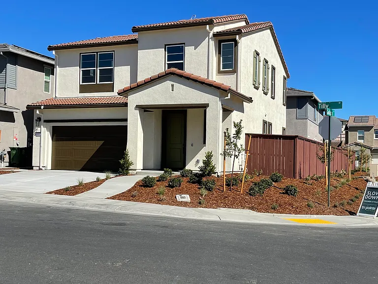 4743 Tilly Dr — Photo 27