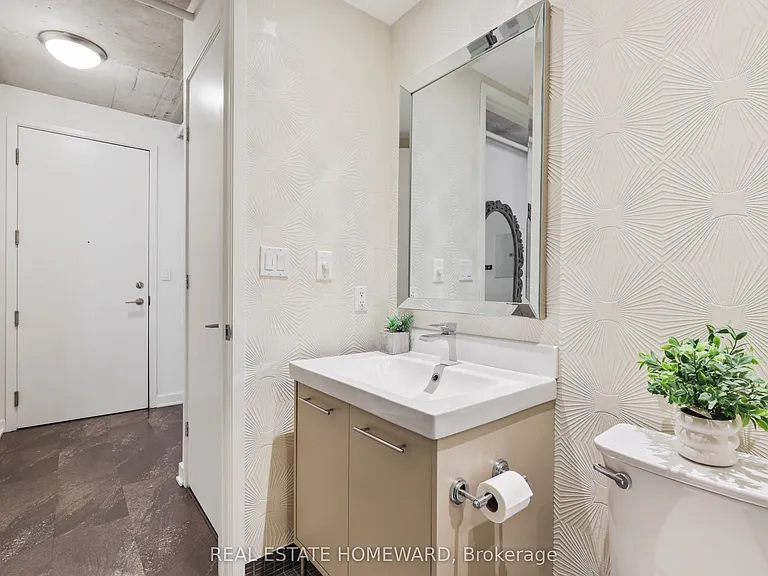 533 Richmond St W #704 — Photo 9