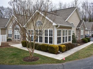 1212 Oak Lawn Dr N, Forest, VA 24551