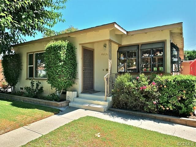 Lovely home close to schools and freeways.