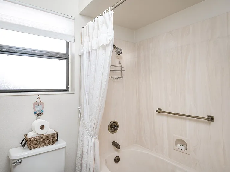 18015 N 137th Dr — Photo 20