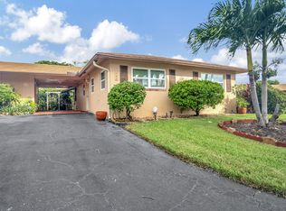 742 Whippoorwill Ln, Delray Beach, FL 33445