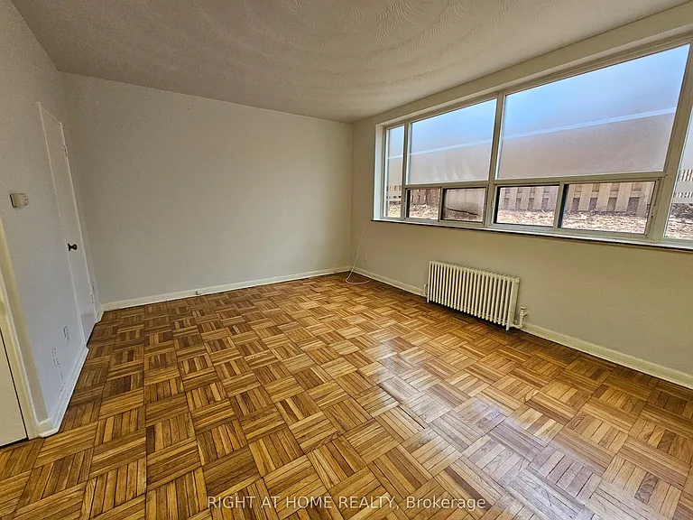 20 Cosburn Ave #104 — Photo 9