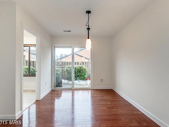 5th image of 3150 Babashaw Ct