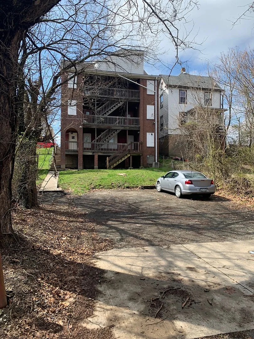 357 Mitchell Ave — Photo 4