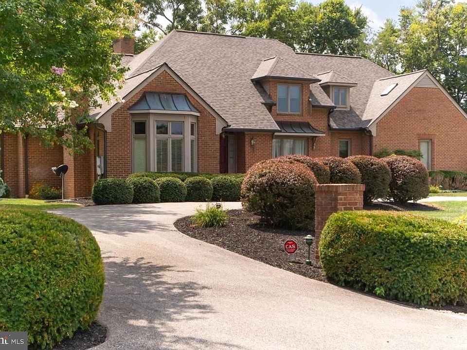 1st image of 9720 Redamar Dr